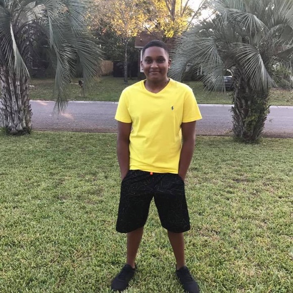 Meet your Posher, Omar - Picture 4 of 7